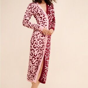 Valentine’s Day Sale❣️FARM Rio Mixed Leopard Knit Long Sweater Dress Pink & Red
